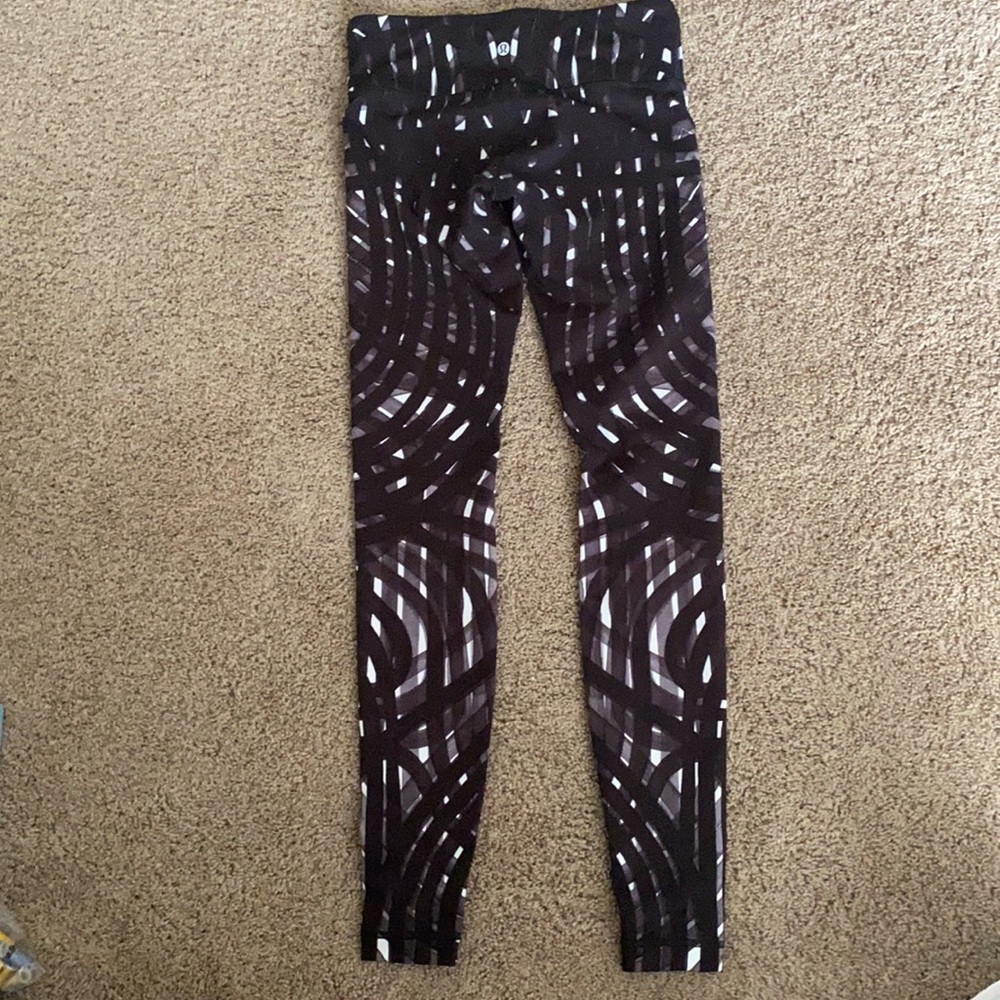 Lululemon sz 6 running tights
